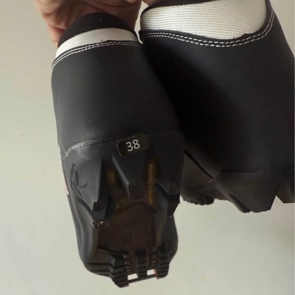 NWOT-Rossignol X-Tour Ultra Nordic Ski Boots size 38 W - Picture 3 of 4
